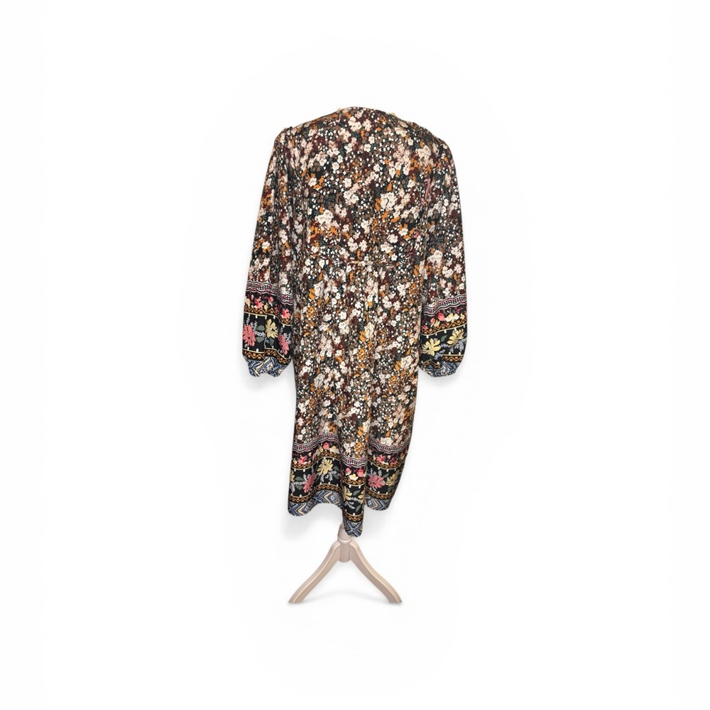 Floral Patterned Kimono - Picture 3 of 8